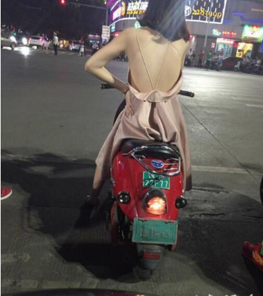 红灯你能多停留一会吗