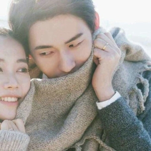 我怎么舍得离开你的怀抱 浪漫温馨恩爱小情侣头