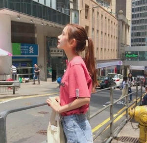 天真丽质唯美女生qq头像