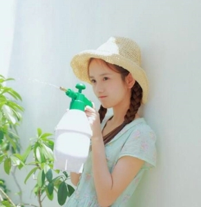 天真丽质唯美女生qq头像