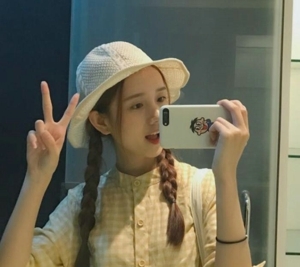 天真丽质唯美女生qq头像