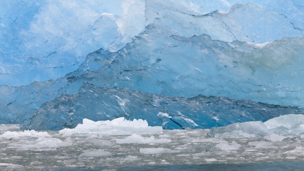 冰山融化的自然景色高清电脑桌面壁纸