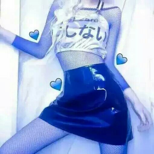 这是第一次         爱一个人爱得慷慨又自私