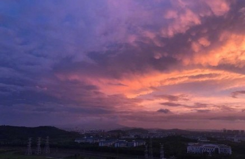 雨后南京晚霞惊艳朋友圈 南京唯美晚霞风景图片浪漫系列