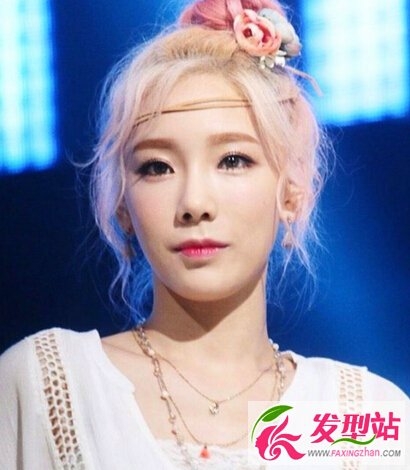 少女时代金泰妍 染发颜色百变发型