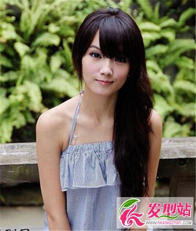 唯美女生长发发型 尽显清新时尚美