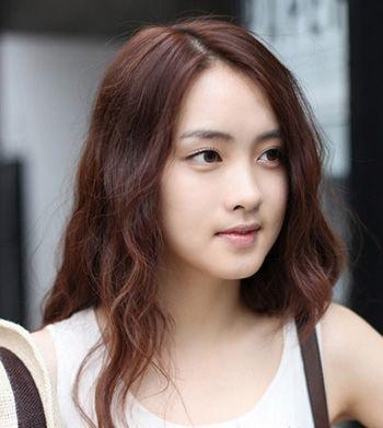 5款发型轻松将方脸塑造成甜美可人的小脸