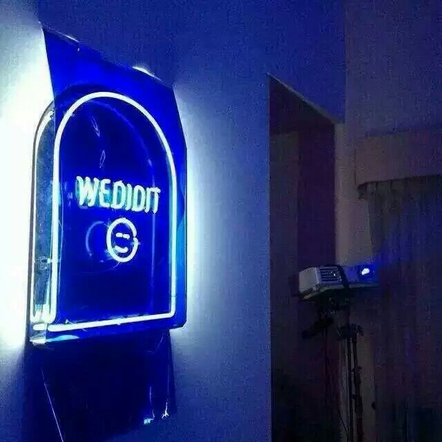 这是第一次         爱一个人爱得慷慨又自私