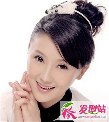 女生魅力长发发型 凸显最具气质的发型