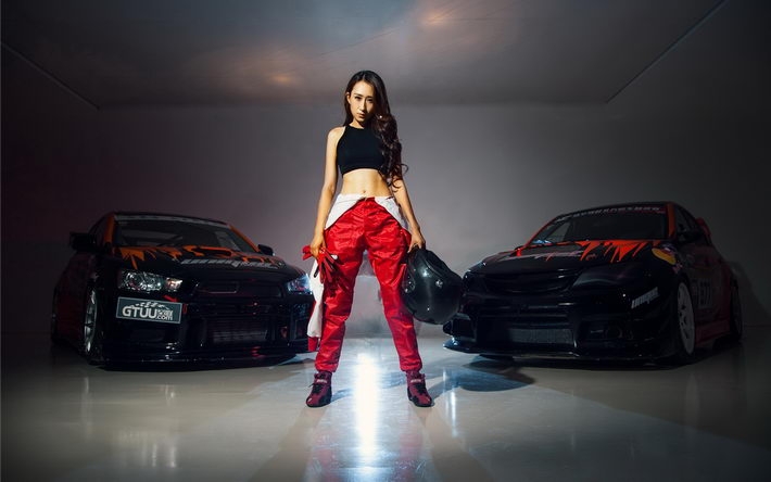 EVO&STI改装车美女模特桌面壁纸