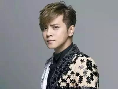 男生发质软适合做什么发型？