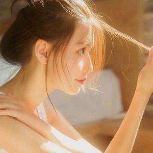 清艳脱俗唯美女生头像图片大全