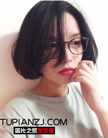 韩式中短发烫发发型 时尚魅惑