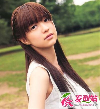 唯美女生长发发型 尽显清新时尚美