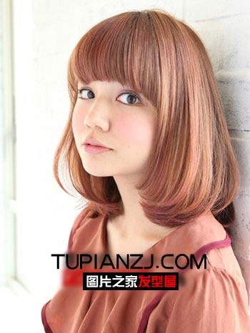 国字脸女生适合的发型 助你摆脱大饼脸