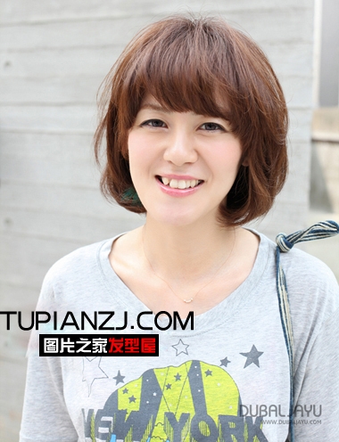 40岁女人减龄发型 优雅迷人