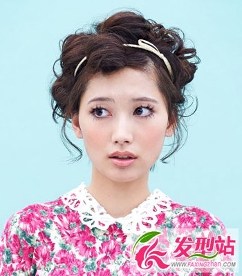 流行百变扎发设计 时尚扎发吸引眼球
