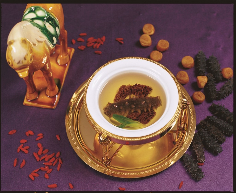 羊肚菌炖辽参中式菜品美食素材图片