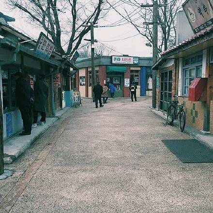 你是杯烈酒 余生慢慢尝