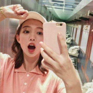 清丽绝俗唯美纯洁女生头像吧