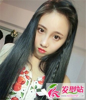 女生养眼直发发型图片 简单披肩直发甜美可爱