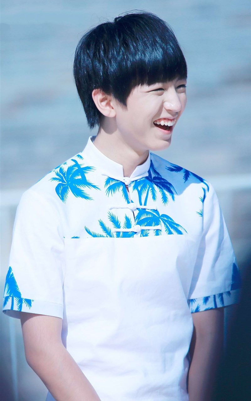 TFboys队长王俊凯图片手机壁纸下载