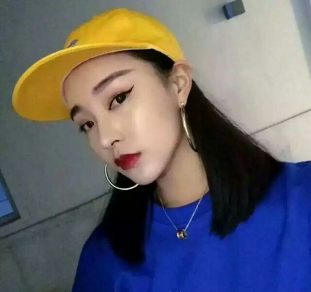 这是第一次         爱一个人爱得慷慨又自私