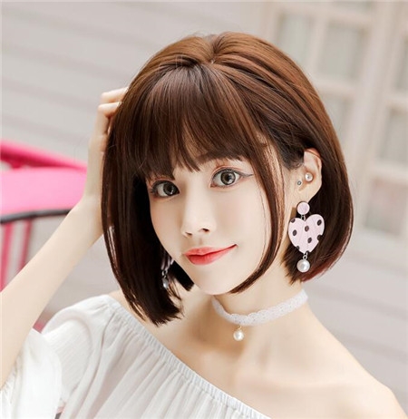 气质女生栗子头发型图