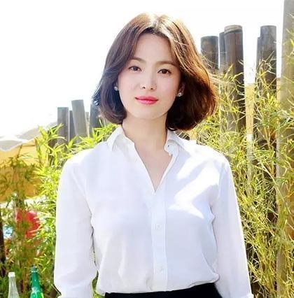 适合大脸女生的瘦脸发型  这6款发型来拯救你