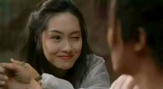 “本来不委屈的呀, 看到你, 就委屈了。”
原来在某些人面前, 我们是那么的脆弱e401148