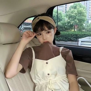 清艳脱俗唯美女生头像图片大全
