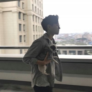 个性抓拽帅气小鲜肉男生头像