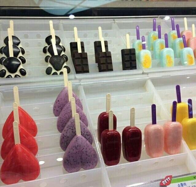 炎热的夏天来支水果棒冰