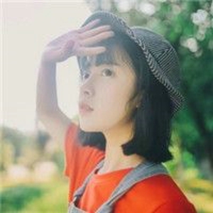 将你锁紧进心底，将记忆彻底记忆   善解人意美丽四射唯美女生头像