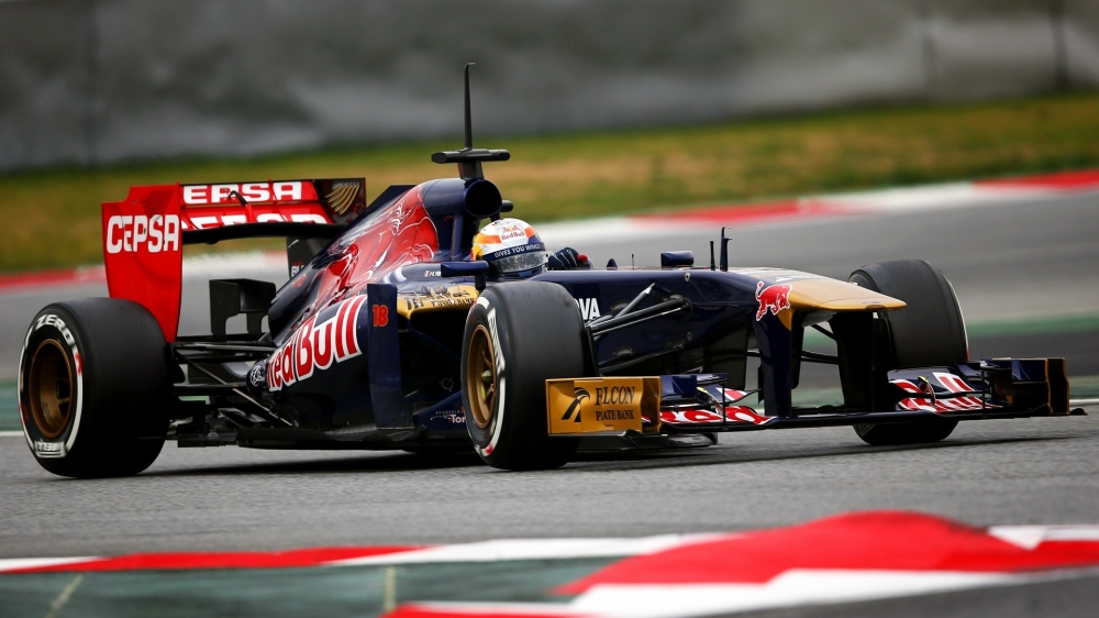 2013年F1大奖赛西班牙站宽屏桌面壁纸