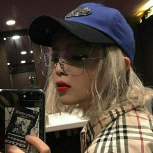 意境唯美清新小女生可爱头像