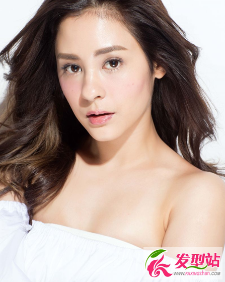 韩式蓬松丸子头扎法 爆凉系妆发二选一