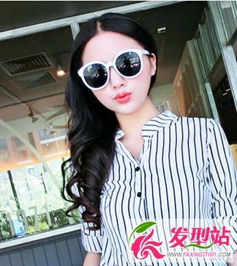 最新时尚长发发型 飘逸十足彰显女人味