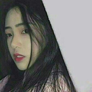 帅气任性美女qq微信头像