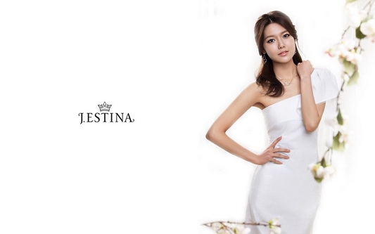 少女时代J.ESTINA桌面壁纸