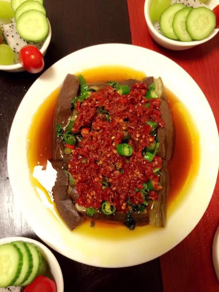 唯一爱上的就是美食和你