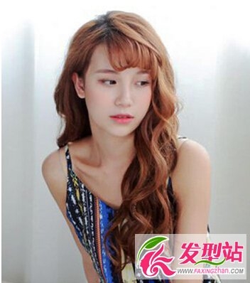 最新时尚长发发型 飘逸十足彰显女人味