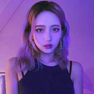 帅气任性美女qq微信头像