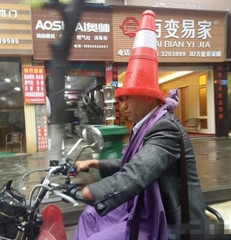 雨下得太大，好在我够机智