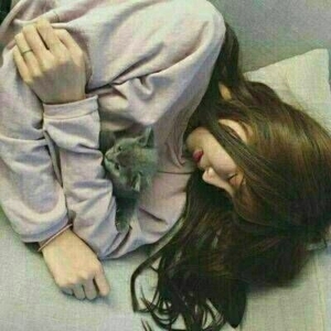 帅气任性美女qq微信头像