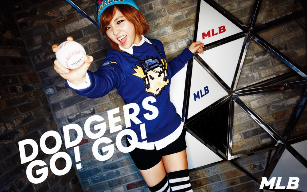 miss A韩国美女组合代言MLB棒球服宽屏壁纸