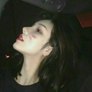 帅气任性美女qq微信头像