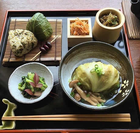如果有人给你做这么精致的早餐，你愿意起床吗？