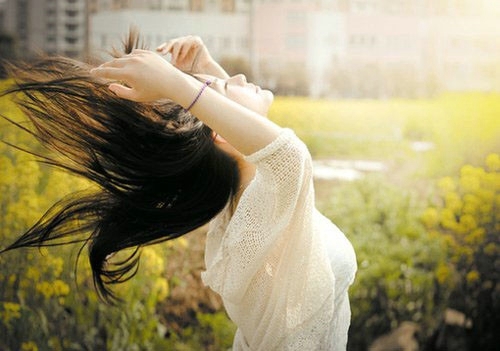 迷失的人在哪里相逢 小清新女生图片