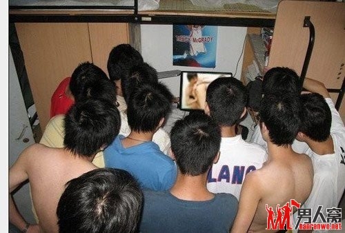 青年才俊的搞笑图片,新势力群体啊。